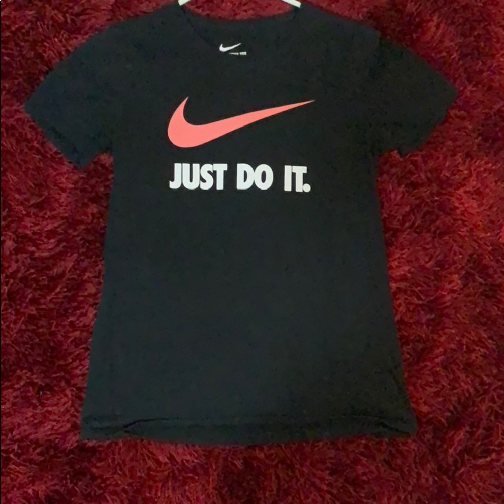“JUST DO IT” Nike Tee